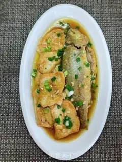 Make Tofu burns yellow fish step 14