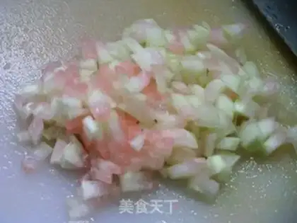 Make Watermelon prawn oatmeal step 2