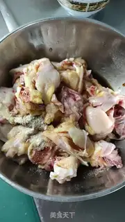 Make Three chickens in Jiangxi step 2