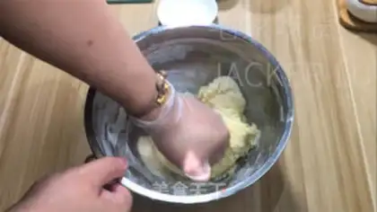 Make Frozen bread step 4
