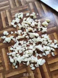 Make A cucumber with seaweed step 2
