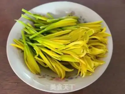 Make The green bean sprouts step 3