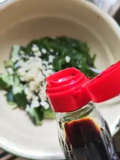 Make A cucumber with seaweed step 5
