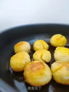 Make Spicy black pepper potatoes step 5