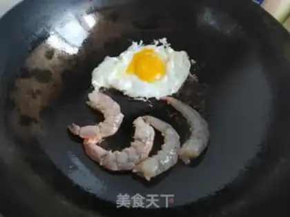 Make Shrimp omelet soup step 2