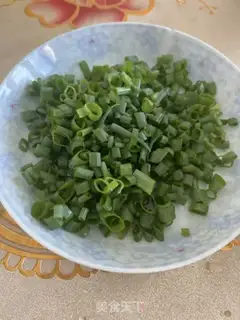 Make Rolling onions step 1