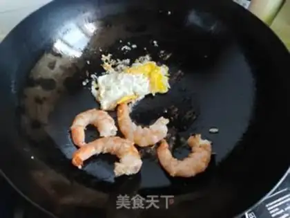 Make Shrimp omelet soup step 3