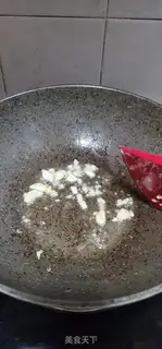 Make Black-eared eggs and tomatoes step 4