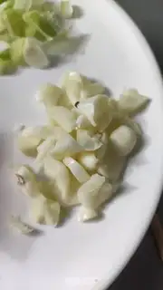 Make Pitt pepper egg step 1