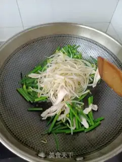 Make The sprouted chicken chest step 14