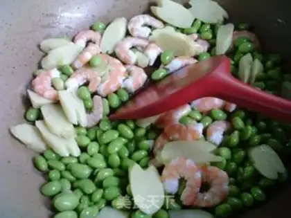 Make The soybeans whips the shrimp step 9