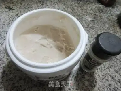 Make Fish omelet and egg noodles step 1