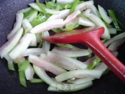 Make Green pepper for watermelon step 4