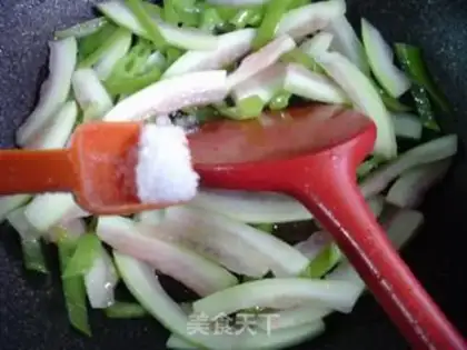 Make Green pepper for watermelon step 6