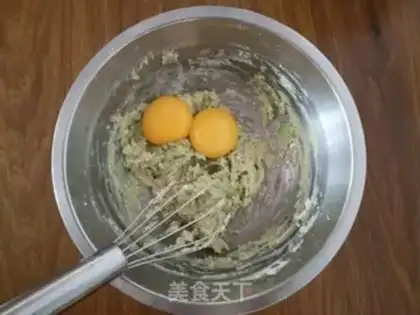Make Light cream cake step 3