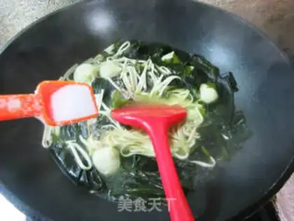 Make Fish omelet and egg noodles step 8