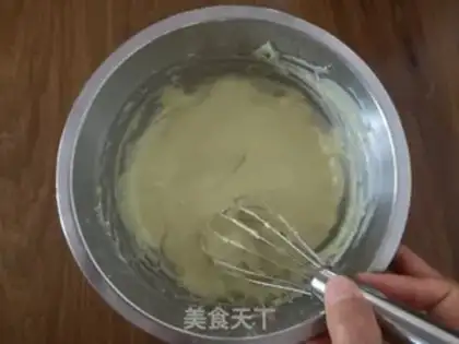 Make Light cream cake step 4
