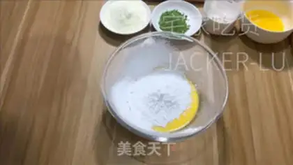 Make Cream of tea, butter, pretzels step 1