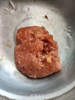 Make Fresh meat onions step 1