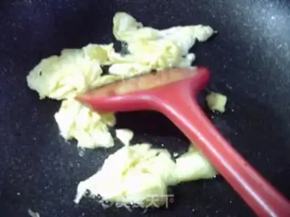 Make Eggs and watermelon peels step 5