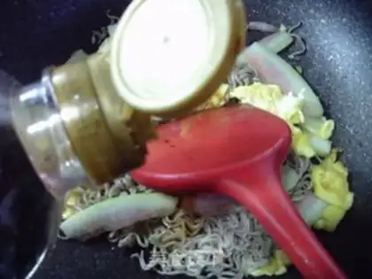 Make Eggs and watermelon peels step 7