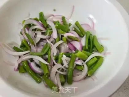 Make The beans and the onions step 3
