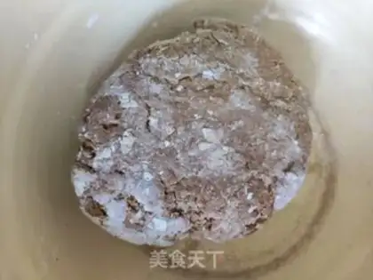 Make Red sugar rolls step 2
