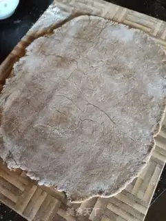 Make Red sugar rolls step 3