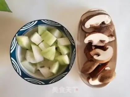 Make Plum bouquet step 1