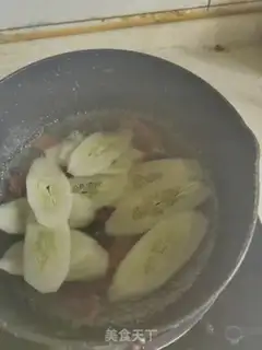 Make Beef cucumber soup step 3