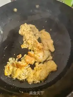 Make Tomato fried eggs step 4
