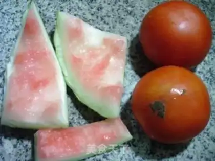 Make Tomato fried watermelon step 0