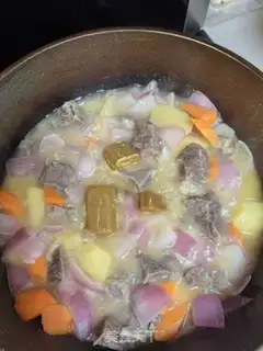 Make Curry beef potato carrots step 6