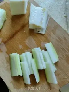 Make Shrimp soup step 1