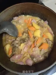 Make Curry beef potato carrots step 7