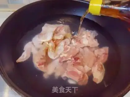 Make Big plate of chicken noodles step 3