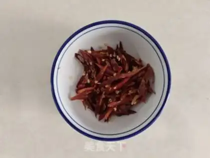 Make Spicy chicken silk step 5
