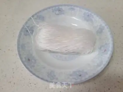 Make Spoon fan soup step 0