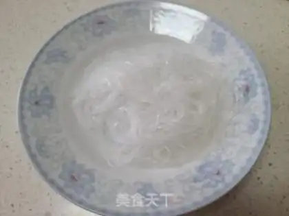 Make Spoon fan soup step 1