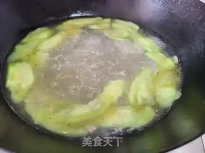 Make Spoon fan soup step 4