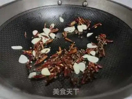 Make Spicy chicken silk step 13