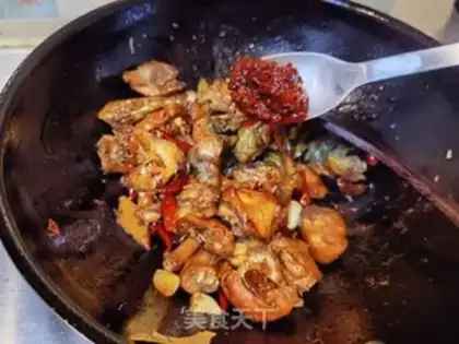 Make Big plate of chicken noodles step 14