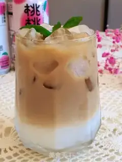 Make Dorothy plays ice latte step 7