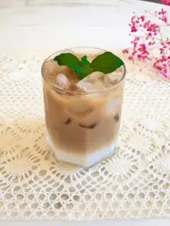 Make Dorothy plays ice latte step 8