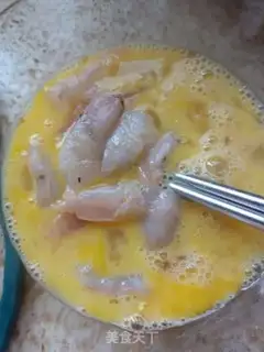 Make Shrimp fried eggs step 3
