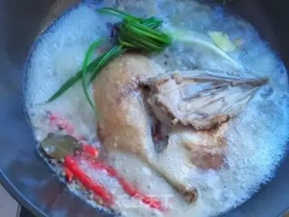Make The leg of a duck step 5