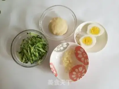 Make ♪ The guacamole ♪ step 1