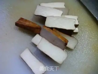 Make Sheeptails dry and fried beans step 3