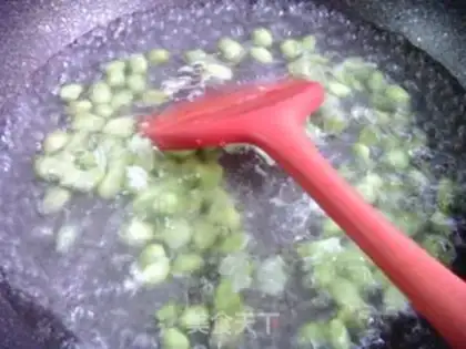 Make Sheeptails dry and fried beans step 5
