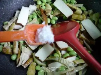 Make Sheeptails dry and fried beans step 8